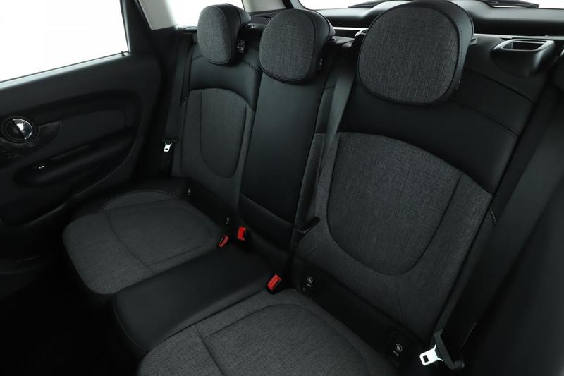 Mini Clubman one d bv6 116 ch