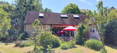 Maison en pierre - 175 m² - 7 pièces