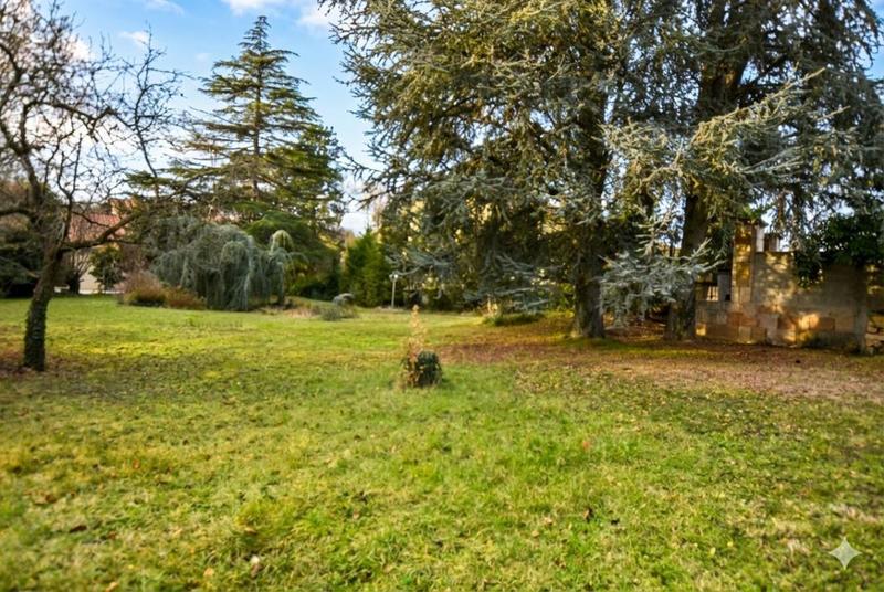 Terrain constructible - 1 118 m²