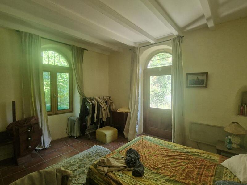 Mas - 136 m² - 6 pièces