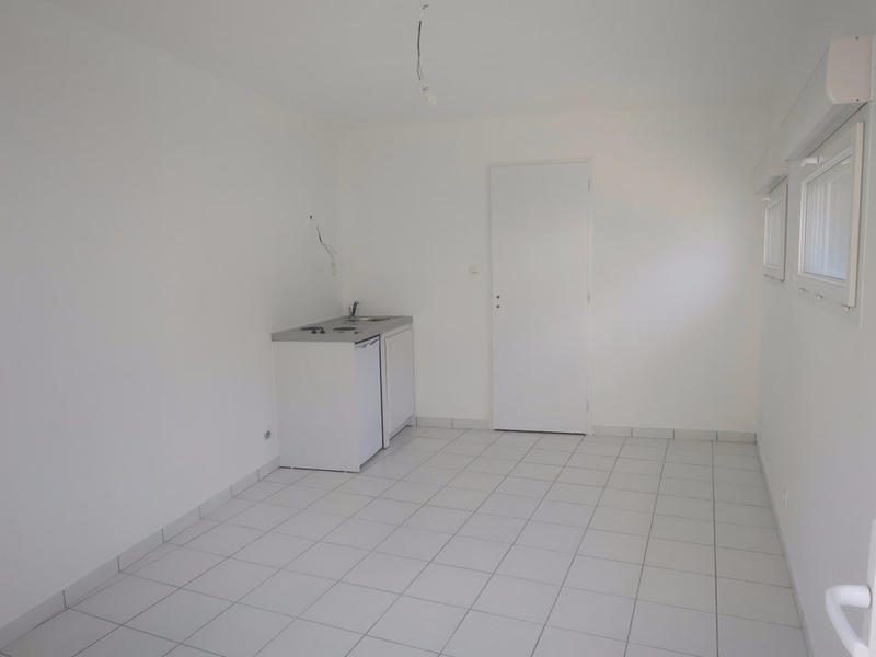 Studio - 16 m² - 1 pièce