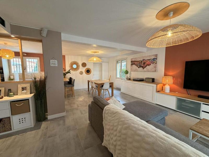 Maison - 120 m² - 5 pièces