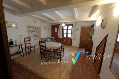 Maison - 320 m² - 3 pièces