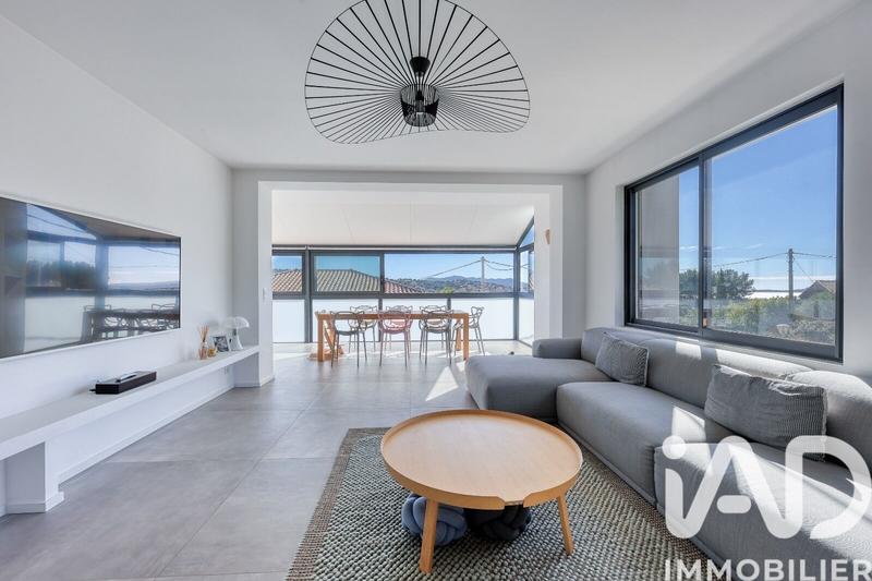 Duplex - 178 m² - 5 pièces