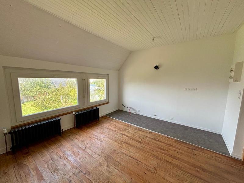 Maison - 218 m² - 7 pièces