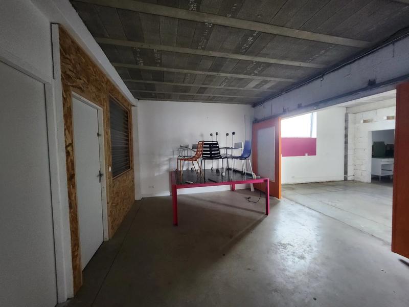 Local commercial - 380 m² - 8 pièces