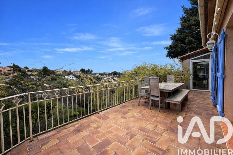 Maison - 190 m² - 6 pièces