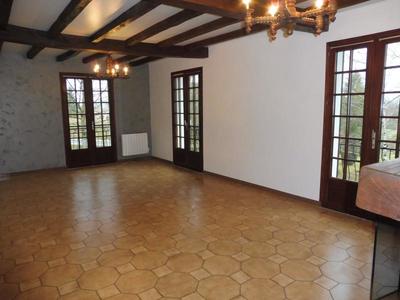 Maison - 110 m² - 6 pièces