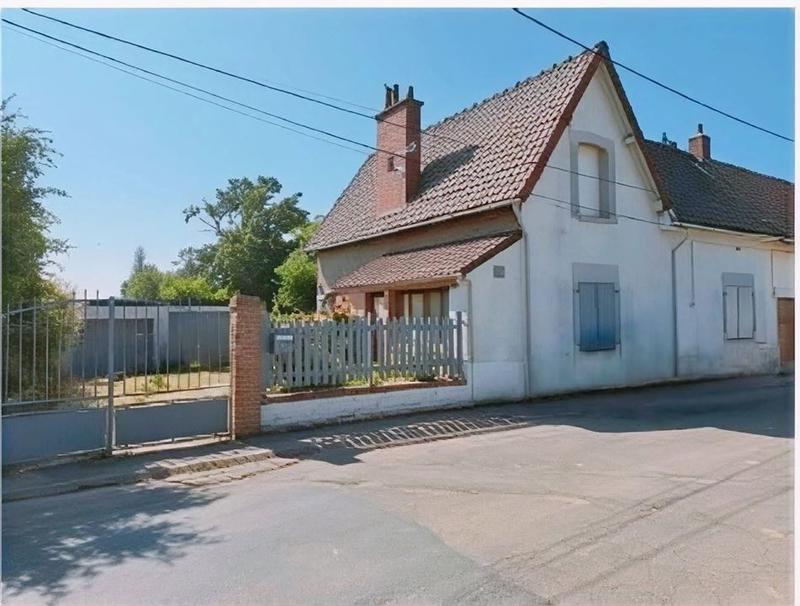 Maison de village - 100 m² - 4 pièces