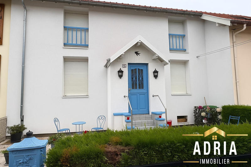 Maison - 93 m² - 4 pièces