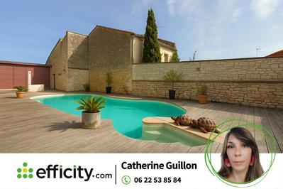 Maison - 202 m² - 7 pièces