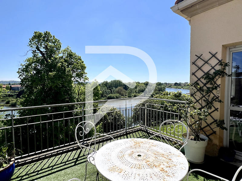 Appartement - 91 m² - 3 pièces