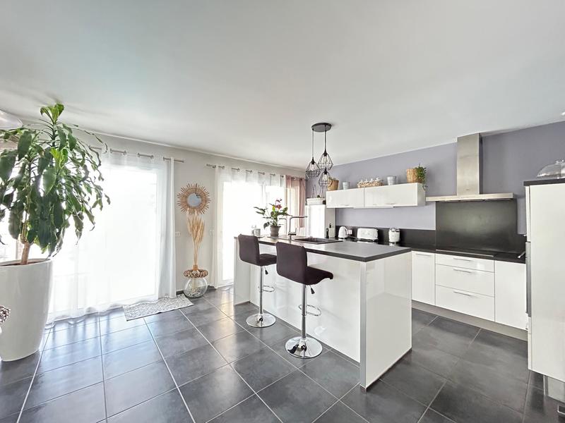 Villa - 130 m² - 4 pièces