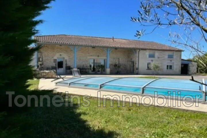 Propriété - 180 m² - 5 pièces