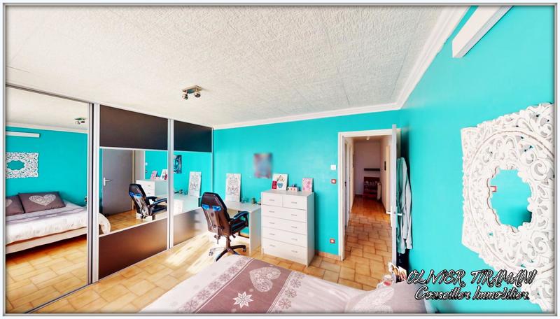 Maison - 204 m² - 10 pièces