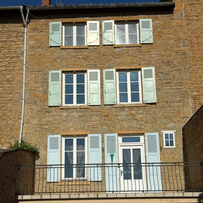 Maison - 150 m² - 4 pièces