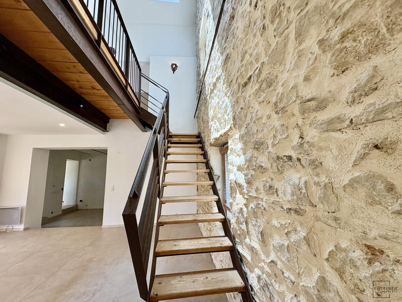 Maison ancienne - 156 m² - 6 pièces