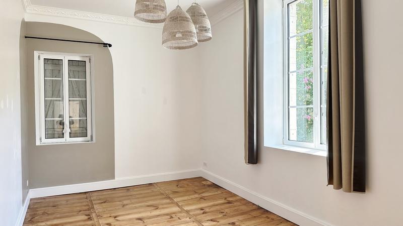 Maison bourgeoise - 350 m² - 8 pièces