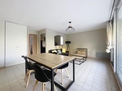 Appartement - 49 m² - 2 pièces