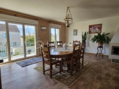 Maison traditionnelle - 125 m² - 5 pièces