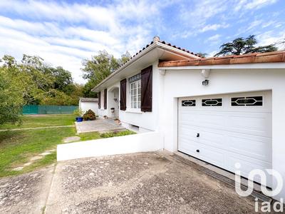 Maison - 96 m² - 5 pièces