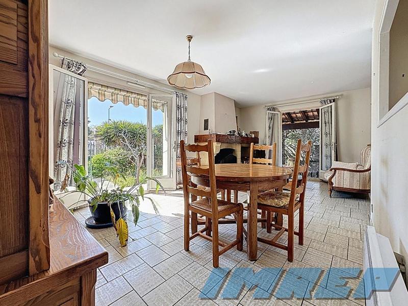 Maison - 105 m² - 5 pièces