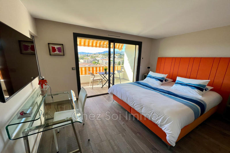 Appartement - 150 m² - 4 pièces