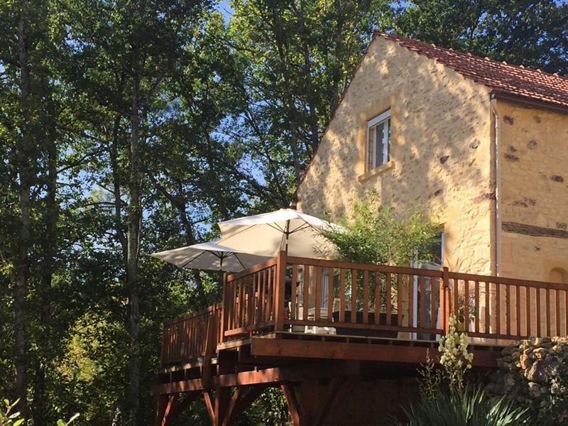 Maison - 550 m² - 16 pièces