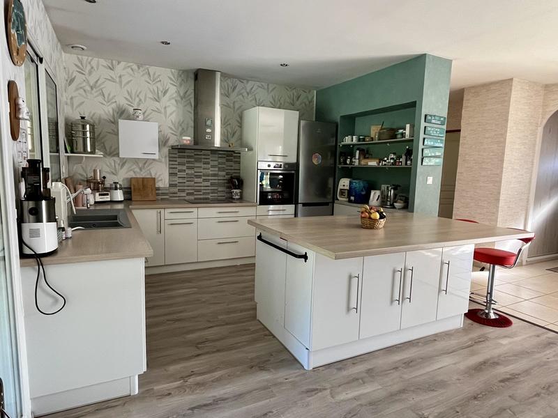 Maison - 146 m² - 5 pièces