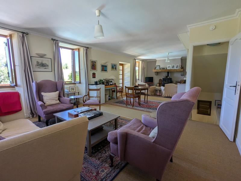 Maison - 262 m² - 10 pièces