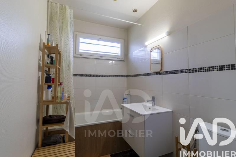 Maison - 93 m² - 4 pièces