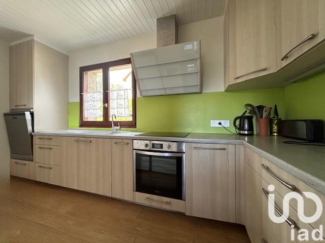 Maison - 166 m² - 9 pièces