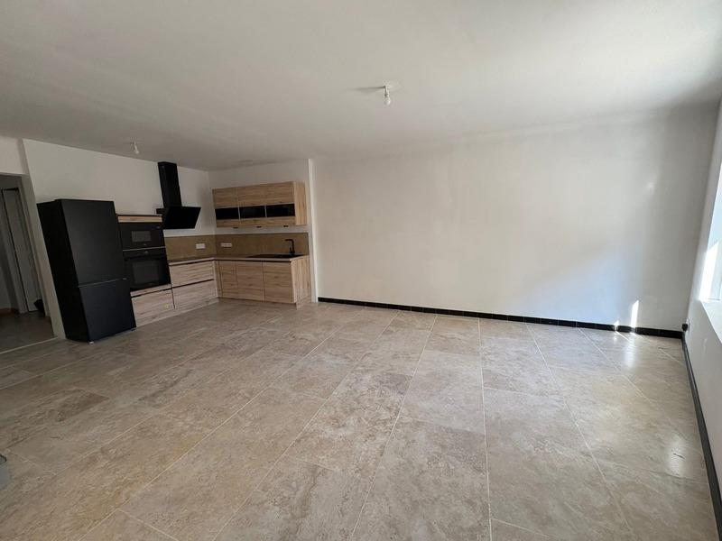 Maison de village - 80 m² - 4 pièces