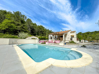 Maison - 167 m² - 6 pièces