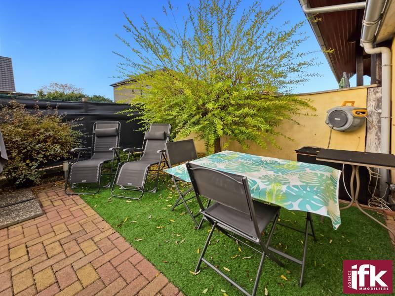 Maison - 205 m² - 7 pièces