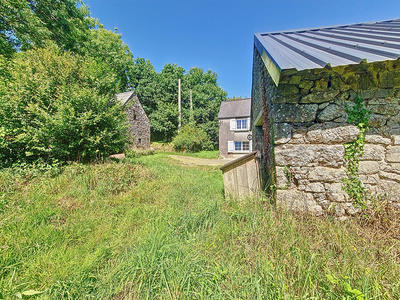 Maison - 94 m² - 6 pièces