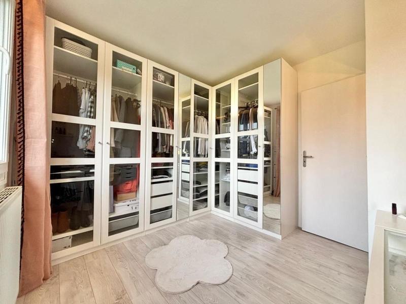 Maison traditionnelle - 109 m² - 4 pièces