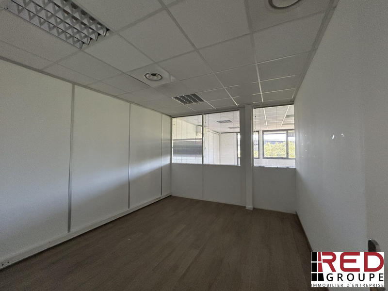 Bureau - 121 m²