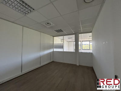 Bureau - 121 m²