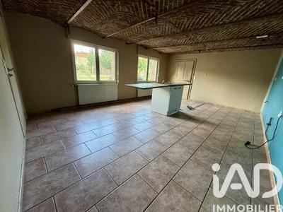Maison - 240 m² - 10 pièces