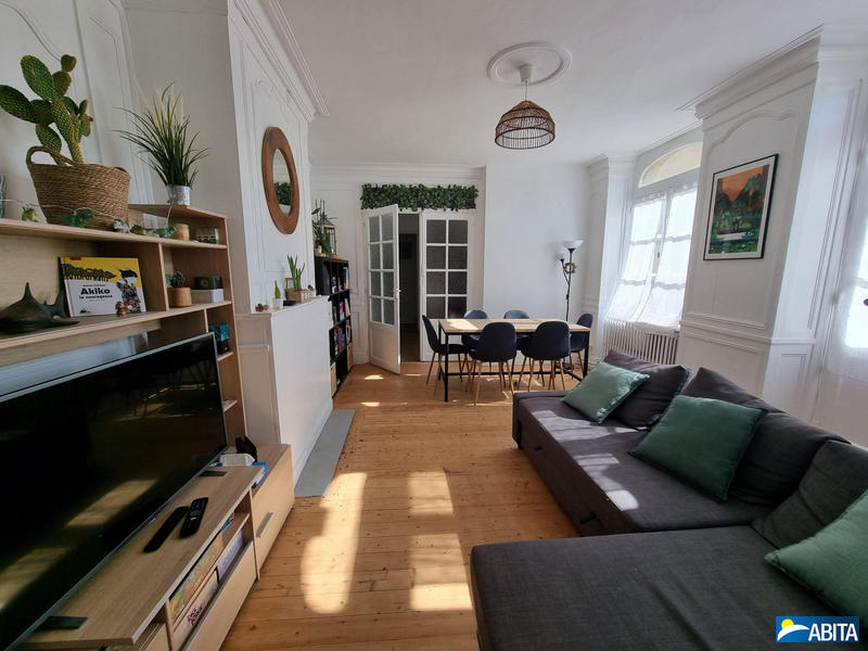 Appartement - 49 m² - 2 pièces