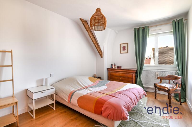 Maison - 80 m² - 4 pièces