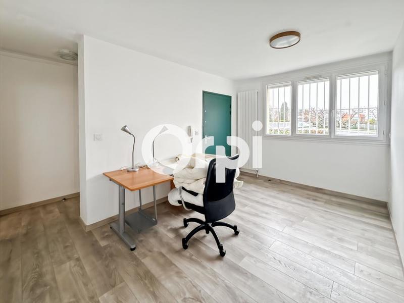 Maison - 178 m² - 8 pièces