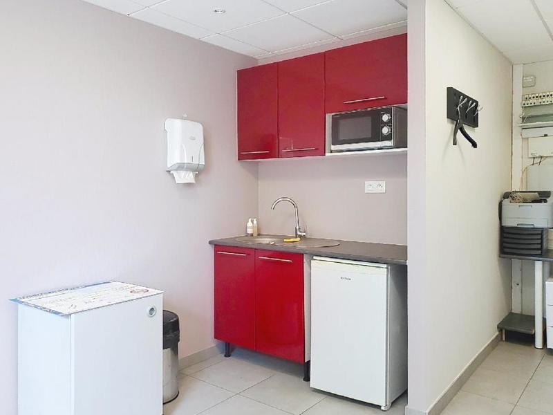 Bureau - 97 m² - 4 pièces