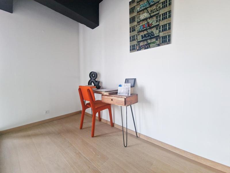 Loft - 98 m² - 3 pièces