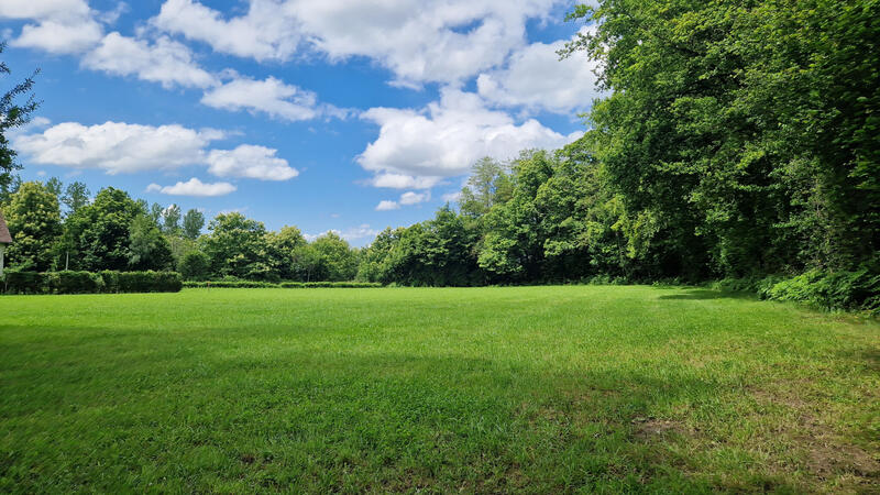 Terrain - 2 000 m²