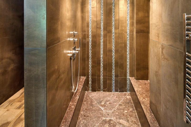 Propriété - 230 m² - 6 pièces