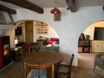 Maison - 104 m² - 4 pièces