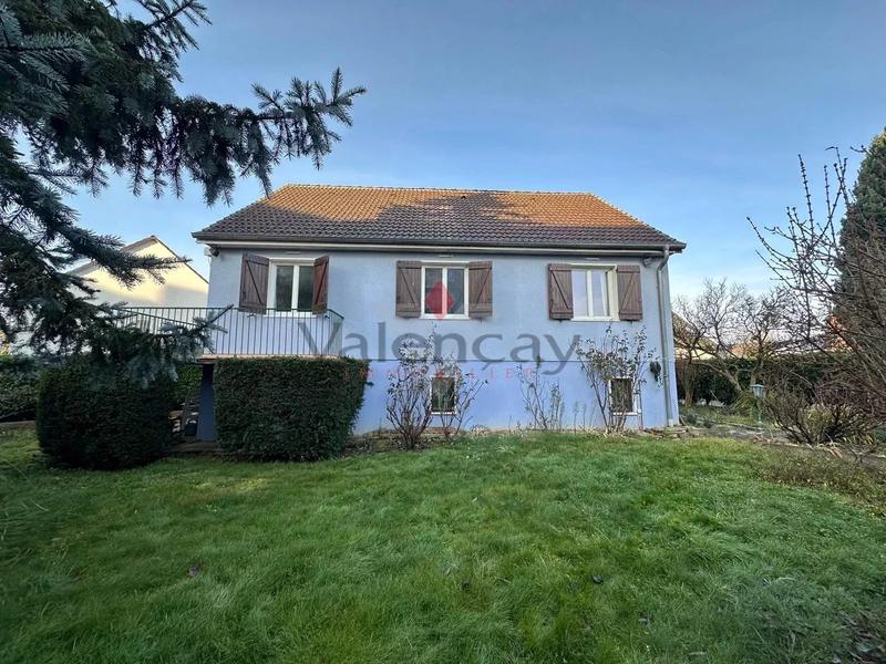Maison - 82 m² - 5 pièces