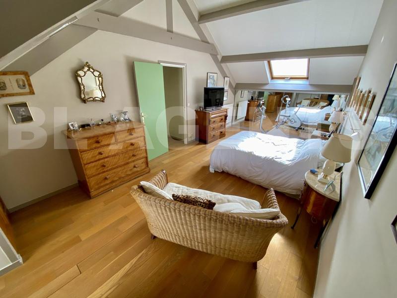 Maison d'architecte - 140 m² - 5 pièces